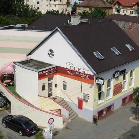 Penzion Dukat Prešov Buitenkant foto