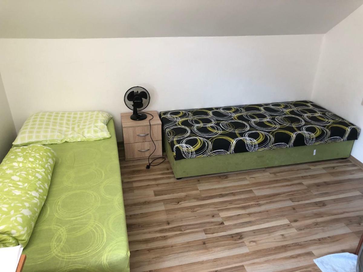 Penzion Dukat Prešov Buitenkant foto